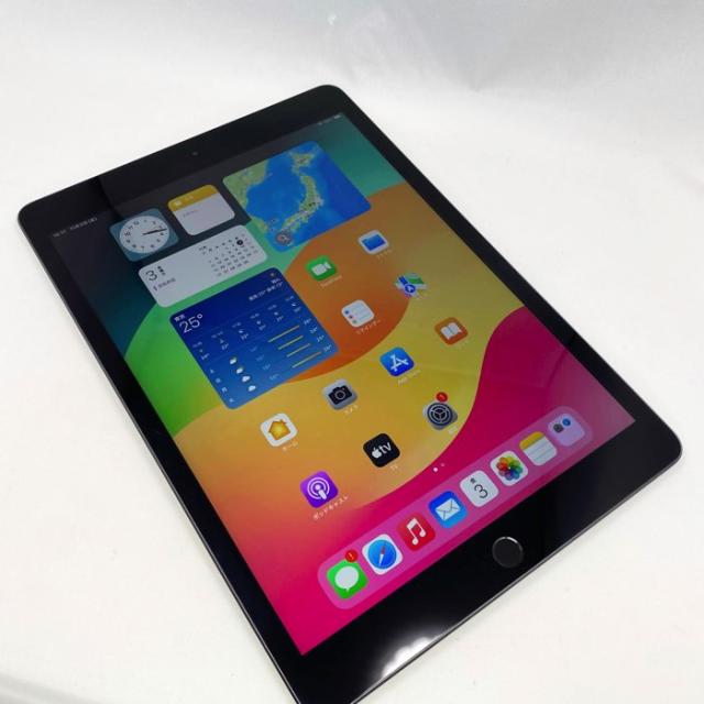 新古品 iPad（第8世代） Wi-Fi+Cellular 本体 SIMフリー 32GB 10.2インチ