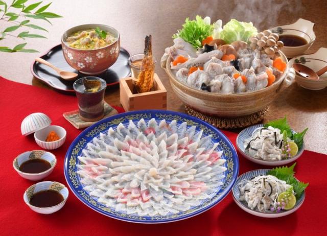 【送料無料】とらふぐ料理フルコース(4〜5人前)【山口県】【下関市【日高本店】【ふぐ】【フク】【ふく】【フグ】【河豚】FRH−30