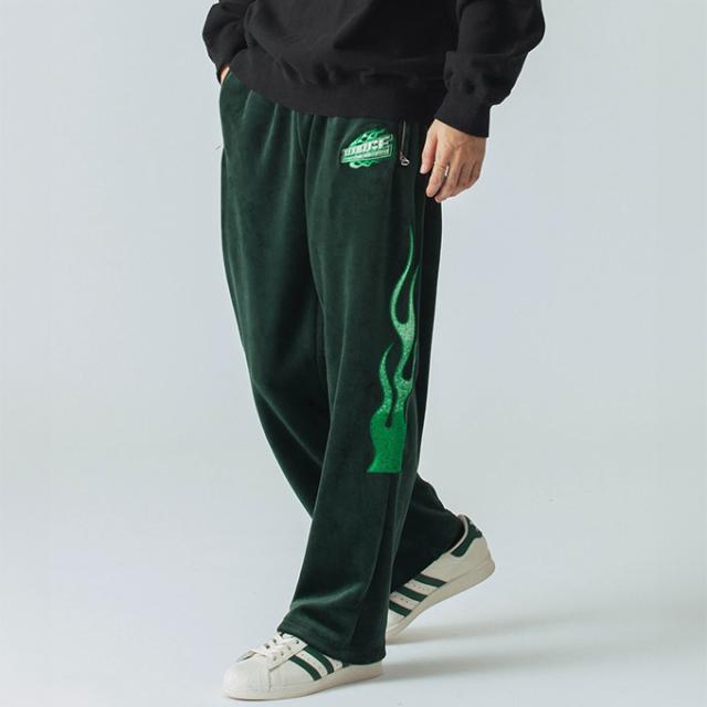 「 XLARGE エクストララージ 」 VELOUR TRACK PANTS ベロア トラック パンツ 101244031006 / xlarge エクストララージ トラックパンツ パンツ ボトムス ベロア セットアップ グラフィック刺繍 ウエストゴム 2024AWの通販は 「 XLARGE エクストララージ 」 VELOUR TRACK PANTS ベロア トラック パンツ 101244031006 / xlarge エクストララージ トラックパンツ パンツ ボトムス ベロア セットアップ グラフィック刺繍 ウエストゴム 2024AWの通販は