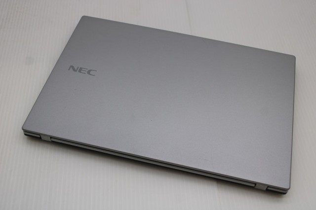 NEC PC-VK23LBRG9UCY Core i3 6100U 2.3GHz/4GB/256GB(SSD)/12.5W