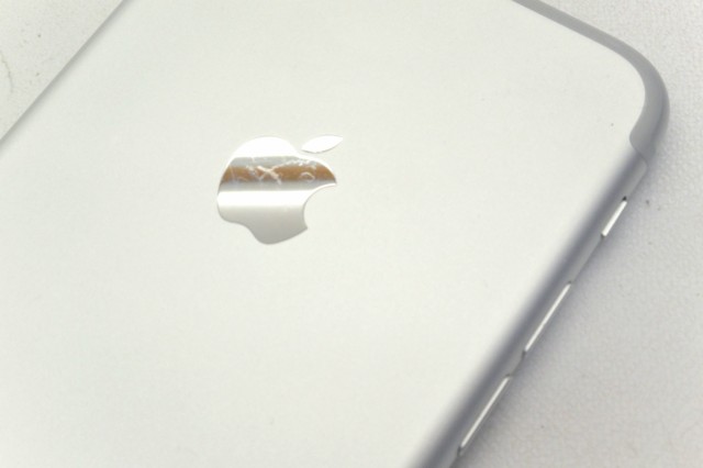 白ロム SIMフリー Apple iPhone7 32GB iOS15.7.8 Silver MNCF2J/A 初期