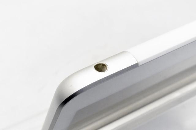 白ロム SIMフリー docomo SIMロック解除済 Apple iPad7 Wi-Fi+