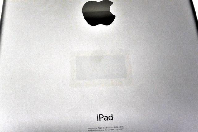白ロム SIMフリー au SIMロック解除済 Apple iPad7 Wi-Fi+Cellular 32GB iPadOS18.5 スペースグレイ MW6A2J/A 初期化済【中古】_2