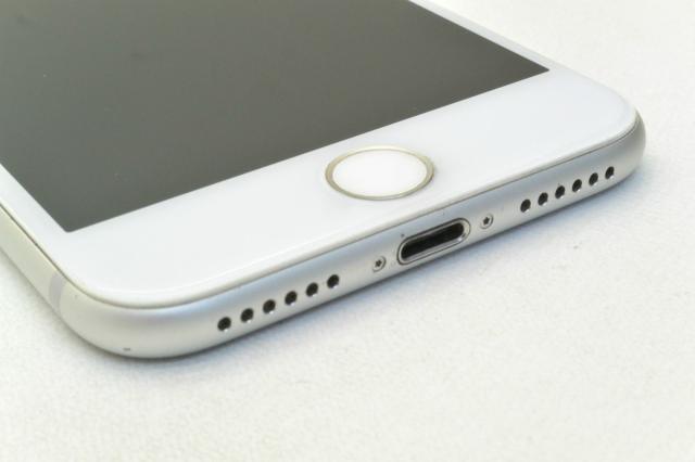 iPhone 7 32GB シルバー 国内SIMフリー 送料無料 ムスビー｜訳あり未開封品 SIMフリー iPhone 7 32GB シルバー 送料無料