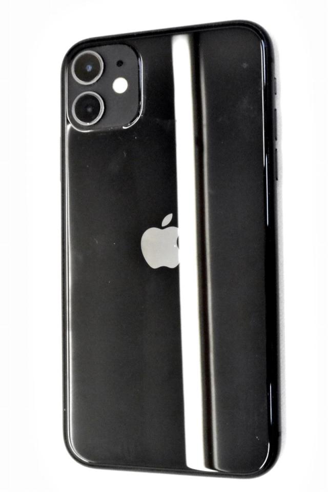 白ロム SIMフリー au SIMロック解除済 Apple iPhone11 64GB iOS18.5