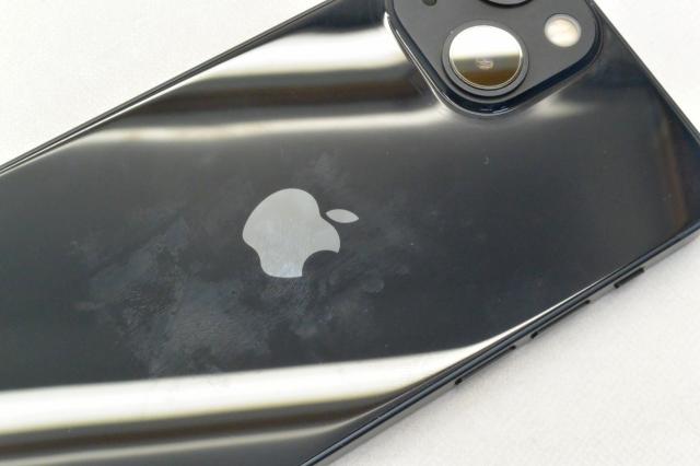 白ロム au SIMフリー Apple iPhone13 mini 128GB iOS26.3.1 Midnight MLJC3J/A 初期化済【中古】_2