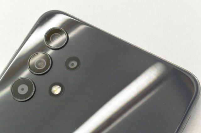 白ロム au SIMフリー SAMSUNG Galaxy A32 5G 64GB Android13 オーサムブラック SCG08 初期化済【中古】_2