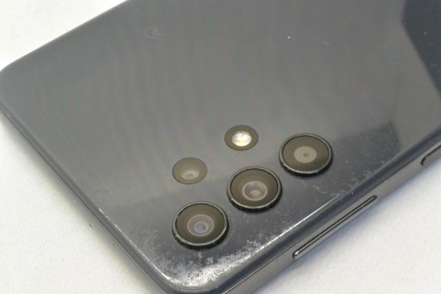 白ロム au SIMフリー SAMSUNG Galaxy A32 5G 64GB Android13 オーサムブラック SCG08 初期化済【中古】_2
