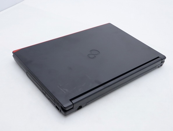 富士通 LIFEBOOK A5510/FX Core i5-10210U 1.6GHz 8GB 256GB(SSD) 15.6in非光輝 FWXGA 1366x768 Windows11 Pro 64bit 小難 中古