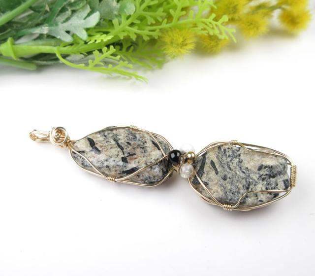 南ア産 フェナカイト 10金 ペンダントトップ（大） 南ア産