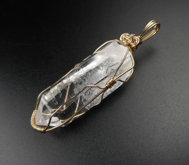 トマスゴンザカ産 クォーツ トライゴーニック 14kgfペンダント「幻の水晶」ブラジル産 透明度 稀少 天然石 パワーストーン 浄化に P1tomas004