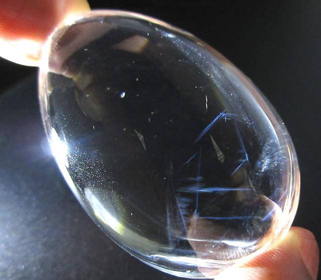 エンジェルラダークォーツ ポリッシュ 59g 神の約束の成就 大天使ミカエルの青き光 天然石 パワーストーン alq061