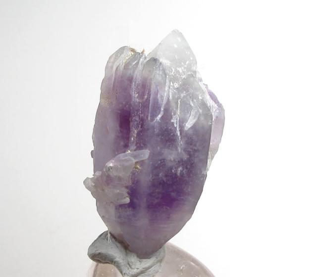 ゲレロアメジスト 13g 隠されたものを光へと導く戦士の石 ameg020の通販は 8,800円