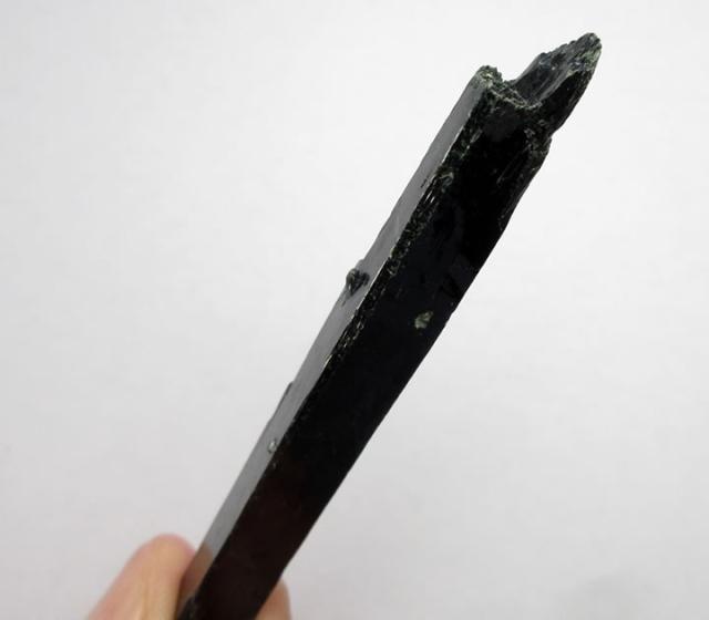 エジリン結晶 マラウィ産 稀少 エーテル体に付着したネガティブな存在を断ち切る 保護 プロテクション パワーストーン aegi436