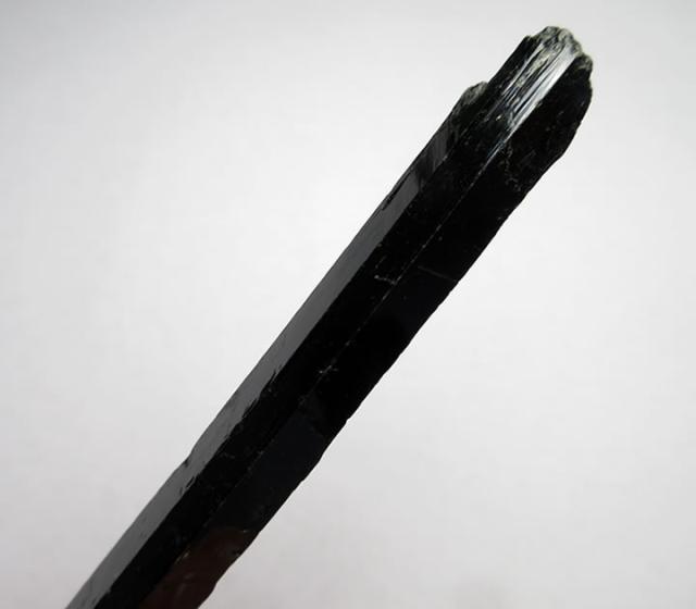 エジリン結晶 マラウィ産 稀少 エーテル体に付着したネガティブな存在を断ち切る 保護 プロテクション パワーストーン aegi437