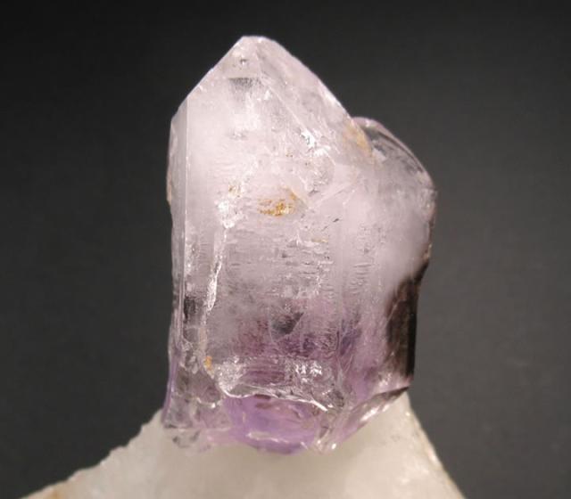 エレスチャル水晶 スモーキーアメジスト 虹あり35.知識の無尽蔵な源 天上の音楽を聴く ハイヤーセルフチャネル トライゴーニック？ 天然石 ameel004
