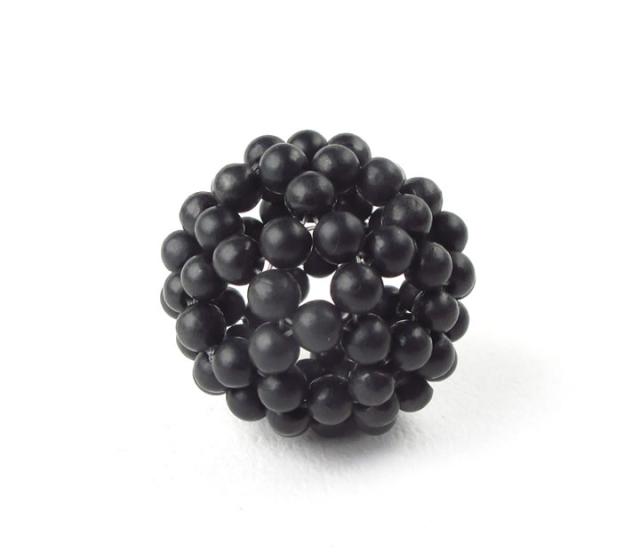 バッキーボール シュンガイト 4mm 直径28mm フラーレン構造 グレートセントラルサン 宇宙と地上をつなぐ装置 次元を超えるゲート 神聖幾何学 fulle001