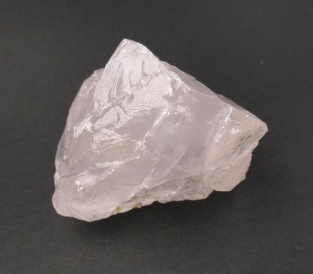 マダガスカル産 ピンクジラソル ミルキークォーツ 128g 優れたパワー