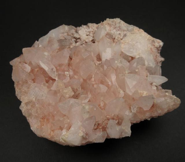 ヒマラヤ ピンククォーツクラスター 742.6g クル山系サマディ産 透明感