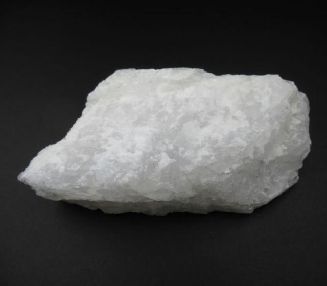 ナトロライト原石 高く純粋な 波動を持つ天使の石 瞑想 ヒーリング