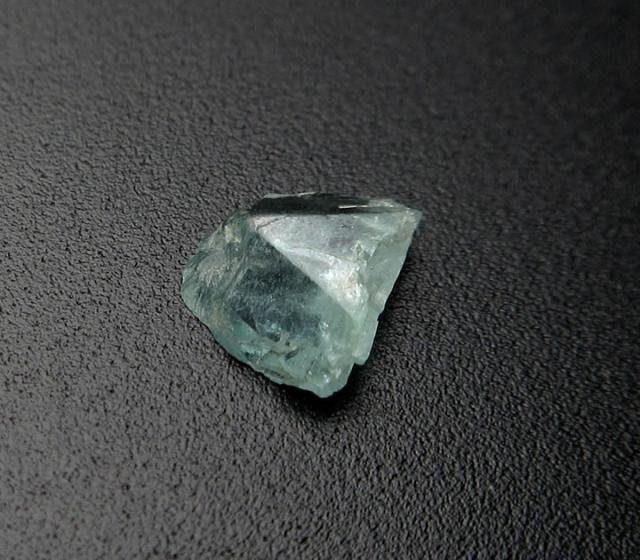 フォスフォフィライト 結晶 0.5ct 鑑別書付 心の安らぎと豊かさ、繁栄、財政的富、芸術的感性と美的センスの向上 ボリビア産 天然石 phos069_9