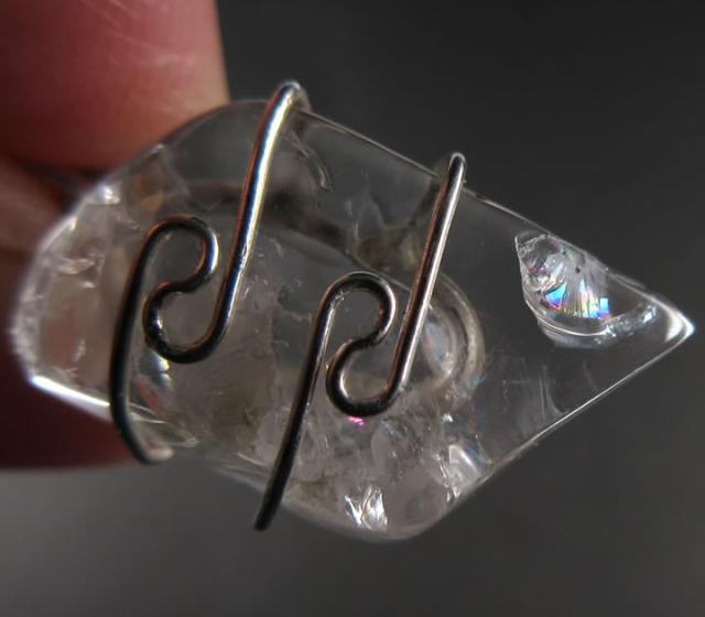 アゾゼオ　フェナカイト　H&E社 虹入り　うっすらピーチ　超希少カラー アゾゼオ フェナカイト H&E社 虹入り うっすらピーチ 超希少カラー