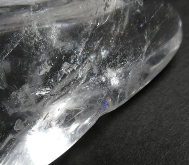 ロシレムアイスクォーツ タンブル 23g 虹あり 第44チャクラを開くアクエリアス時代の石 原石 rusice118_3
