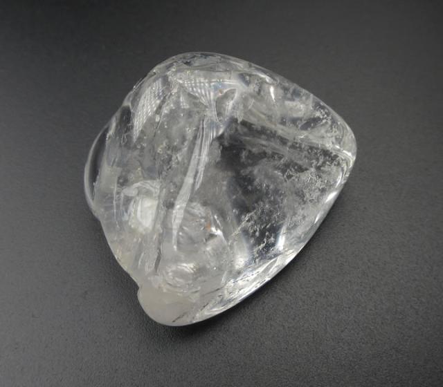 ロシレムアイスクォーツ タンブル 23g 虹あり 第44チャクラを開くアクエリアス時代の石 原石 rusice127