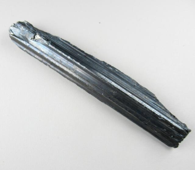 スティブナイト ワンド( 輝安鉱 ) 53g 102mm 中国産 新しい展望、大きな富と力の冥王星の石 シルバーカラー 天然石 パワーストーン stib026