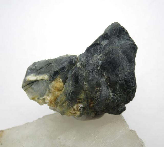 ニュータイプ ‘幽玄’ ザギマウンテンクォーツ エジリン リーベカイト入り 34g 水晶 原石 松果体 深淵 神聖なるエネルギー 静謐 天然石 zagi1153