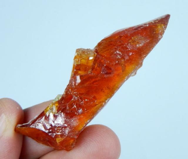 ジンカイト結晶24g H&E社 人生の新たな風景を見られるほどの活力の増大とチャクラ活性 目標を達成するための実行力とパワー「力の急上昇」の石 zin040_5