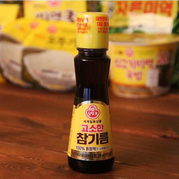 オットギ』ごま油(320ml) x 2本 韓国調味料 韓国食材 韓国食品 韓国料理/韓国食材/調味料/韓国ソース/焼肉用ソース/陳醤油  韓国調味料の通販はau PAY マーケット - ソンちゃん