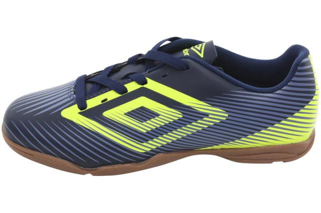 umbro indoor soccer shoes