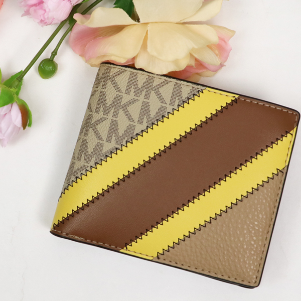 BIGお買い物ラリー 1000円OFF！】マイケルコース 二つ折り財布 財布