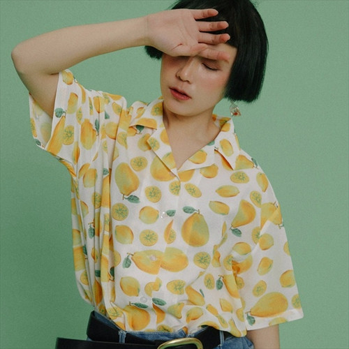 トップス プリントシャツ 夏新作 レモン柄 レトロ オシャレ イエロー 半袖 フルーツ柄 トロピカル の通販はau Pay マーケット Urubei ウルベイ Au Pay マーケット店