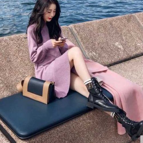 ウールワンピース ニットワンピ レトロ ドレス ファッショナブル フェミニン 大人かわいい 上品 通勤 オフィス デート 長袖 バルーン袖 パフ袖 ハイネック Ａライン ミニ丈 リブ 全2色 秋 レディース 上20 30普 ロマ キレナチュ_1