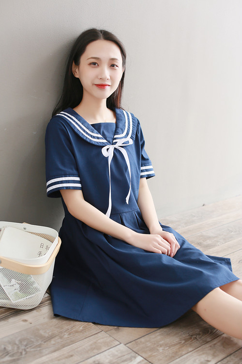 ロリータワンピース 半袖 クラシカル ワンピース セーラー ミニ丈 半袖 Aライン 姉妹コーデ ゆるふわ 女の子 フェミニン ロリィタ ロリーの通販はau Pay マーケット Urubei ウルベイ Au Pay マーケット店