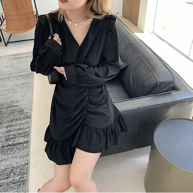 大きいサイズ 秋冬 ショート丈 ワンピース Vネック 1粒カフス 裾フリル ゴージャス 体型カバーの通販は 7,480円