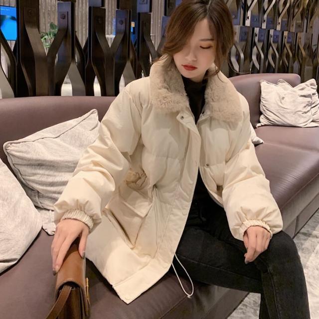 アウター レディース 韓国ファッション 中綿 アウター レディース ショート丈 ゆったり 通勤 無地 秋 冬 ジャケット 防寒 ナチュラル カジュアル ファー ウエストマーク ハイウエスト ふわふわ かわ大 かわ小 アウター レディース 韓国ファッション 中綿 アウター レディース