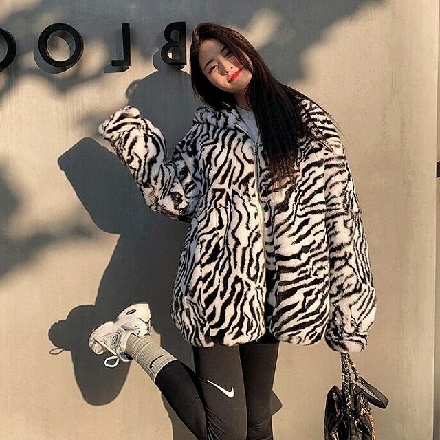 アウター レディース ボア コート ショート丈 無地 もこもこ ふわふわ オーバーサイズ お出かけ ナチュラル カジュアル シンプル 冬 キレナチュ アウター レディース ボア コート ショート丈 無地 もこもこ ふわふわ