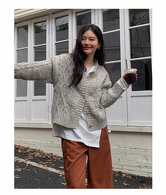 カーディガン ケーブルニット ニットカーディガン レディース トップス ショート丈 ラウンドネック ゴールドボタン オーバーサイズ 羽織り こなれ デイリー シンプル 大人カジュアル 通勤 きれいめ 秋冬 キレナチュ カーディガン ケーブルニット ニットカーディガン レディース トップス