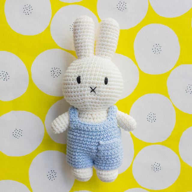 Just Dutch あみぐるみ ミッフィー オーバーオール ハンドメイド 着せ替え 編みぐるみ ぬいぐるみ ジャストダッチ の通販はau Pay マーケット あなろ インテリア雑貨