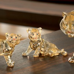 スワロフスキー Swarovski 『トラの赤ちゃん(座り) 2010年度SCS会員限定作品』 1016678_1