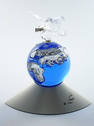 スワロフスキー Swarovski 『Crystal Planet 2000 Millennium Edition』 238985の通販は