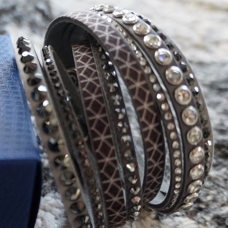 スワロフスキー Swarovski 『Slake Print ブレスレット』 5270075_1