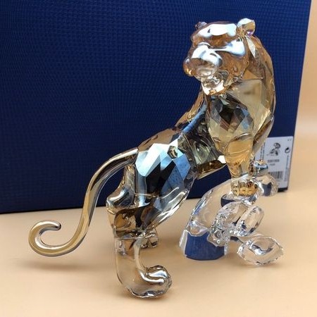 スワロフスキー Swarovski 『トラ』 5301559の通販はau PAY マーケット