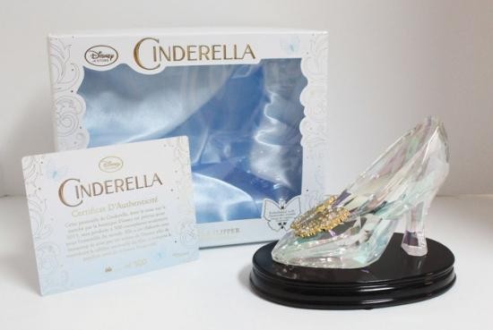 スワロフスキー Swarovski ディズニーストア500個限定品 『シンデレラ - ガラスの靴』の通販は 236,800円