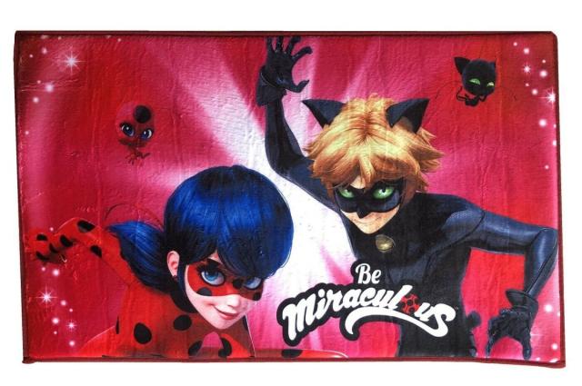 ミラキュラス レディバグ＆シャノワール スモール ポリエステル 滑り止めフロア ラグ 8,968円