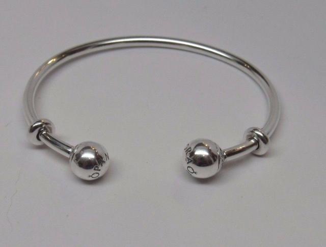 PANDORAパンドラ流星オープンバングル　2 PANDORAパンドラ流星オープンバングル 2 アクセサリー
