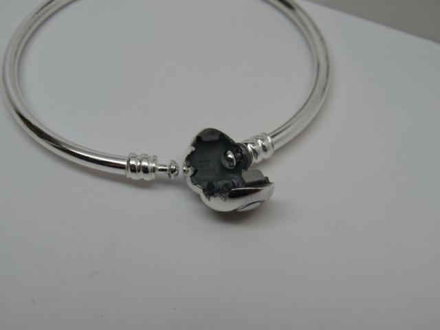 Pandora パンドラ ブレスレット SMALL HEART Clasp Bangle Bracelet ハート_3